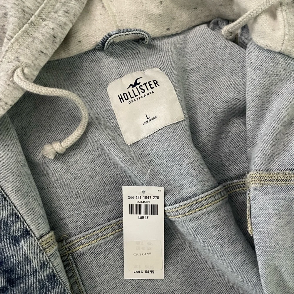 OVERSIZED CROPPED HOODED DENIM JACKET - Picture 2 of 3